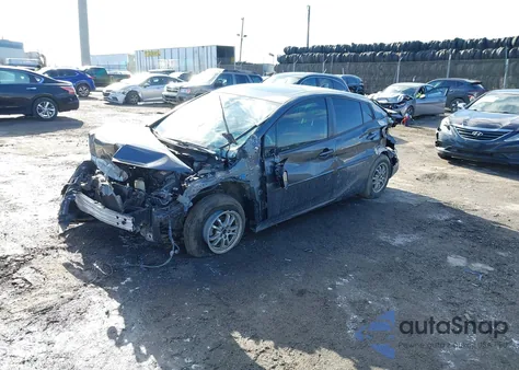 2018 Toyota Prius Four из США, поврежденный, VIN JTDKARFU4J3056141